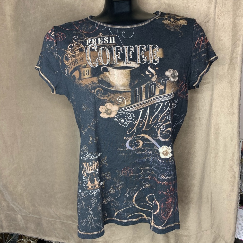 🆕 Dress Barn Coffee T-shirt - Picture 1 of 3